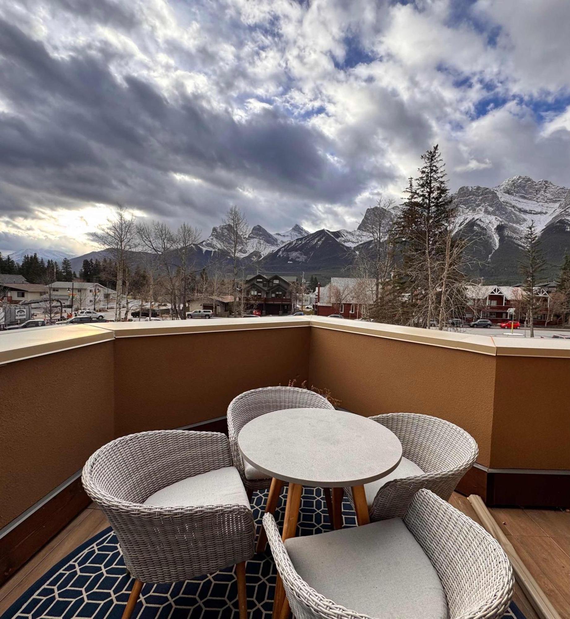 Ravens Crest Lodge - Stunning Views Perfectly Located On Main Street Кенмор Екстер'єр фото